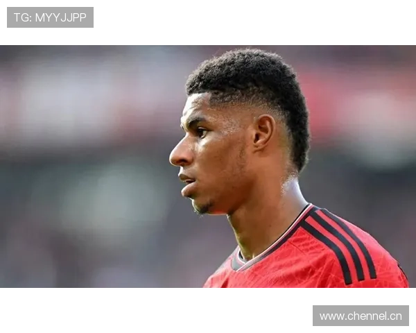 拉什福德无球前插与纵深打击解析