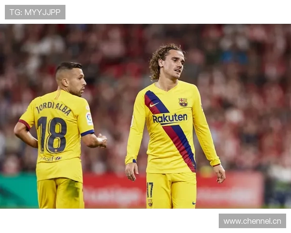 萨卡与拉菲尼亚右边锋对比：突破效率与进攻角色解析