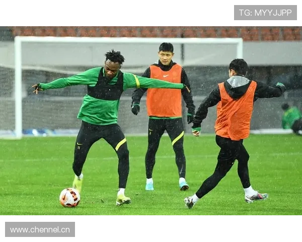 国安争冠呼声高涨，隐患问题逐步显现对赛季走势形成制约